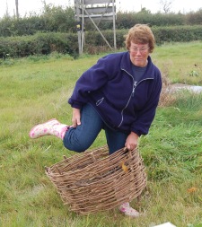 Practising an elegant exit from the pitching basket